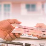 Ante la morosidad récord de las familias, bancos empiezan a otorgar menos créditos para los hogares