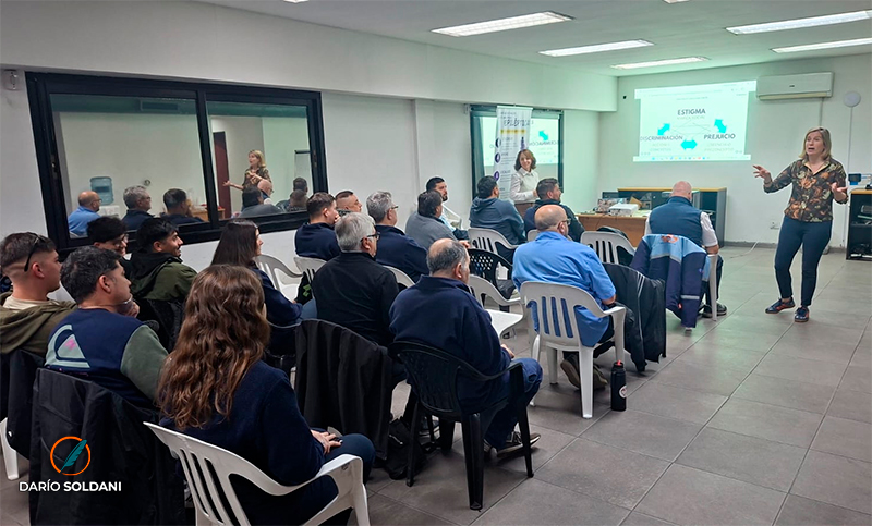 Choferes rosarinos fueron capacitados para actuar ante una crisis epiléptica y brindar primeros auxilios en el colectivo
