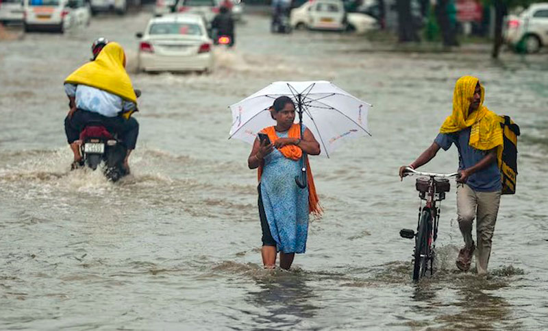 India: las lluvias del monzón ya dejaron más de 100 muertos y miles de evacuados
