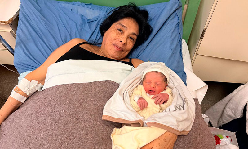 San Nicolás: primeriza dio a luz a los 62 años y se convirtió en la madre de mayor edad registrada en Argentina