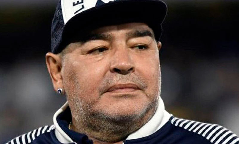 Escándalo en el juicio por la muerte de Maradona: la Junta Médica analizó por error estudios de su padre