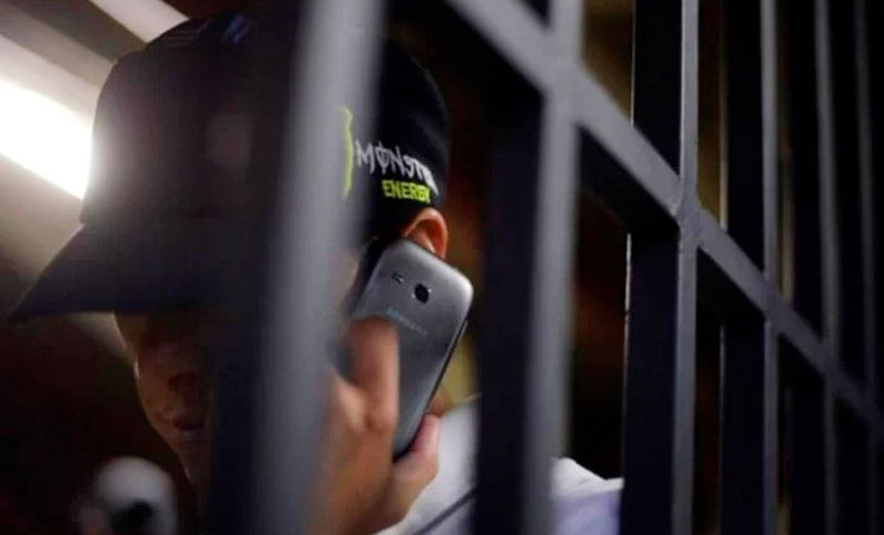 Crean un programa para bloquear celulares en las cárceles y frenar las comunicaciones de las organizaciones criminales