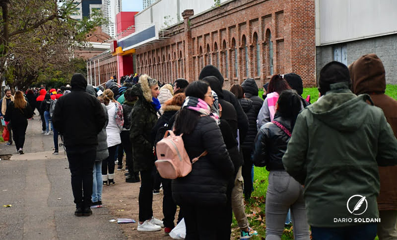 Menos del 15% de los jóvenes de entre 18 y 25 años tiene un empleo formal en Argentina