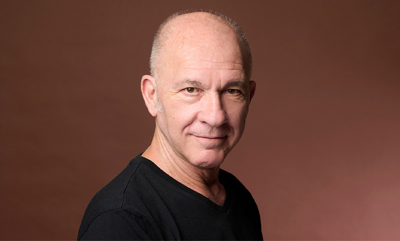 Darío Grandinetti estrenará “El escritor de todas las cosas” en el teatro La Comedia