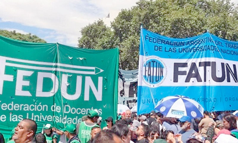 Docentes y no docentes paran el 12 de agosto y adelantan que tomarán más medidas si no hay respuestas