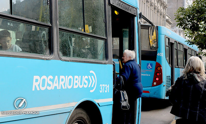 Desvían el recorrido del transporte urbano en el microcentro por la marcha contra la violencia de género