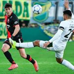 Newell’s no tuvo efectividad, se equivocó atrás y perdió con Defensa por 2 a 1