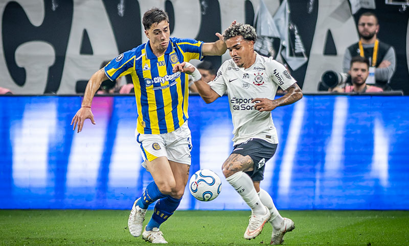 Paridad total en el juego, Central iguala 0-0 ante Corinthians por la Libertadores