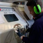 La producción industrial cayó 2% interanual en lo que va del año y no logra recuperarse