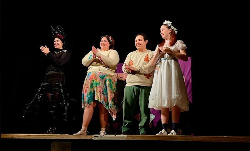 Día de las infancias: títeres y merienda en una obra teatral