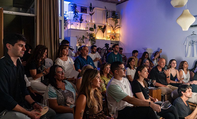 Perfo, una experiencia inmersiva que fusiona gastronomía y música performance en vivo