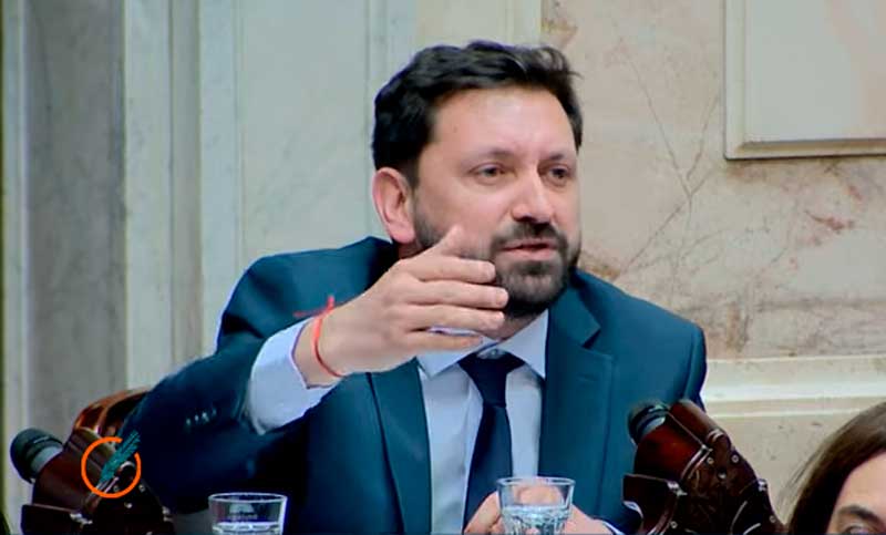 Juliano presentó proyecto para prevenir el sobreendeudamiento y legislar el crédito de las billeteras virtuales