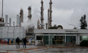 Venció la conciliación y Pampa Energía cerró su planta de caucho: más de 100 trabajadores fueron desvinculados 