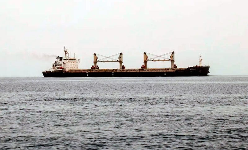 Los hutíes de Yemen reivindican un ataque con misiles contra un petrolero saudí en el mar Rojo