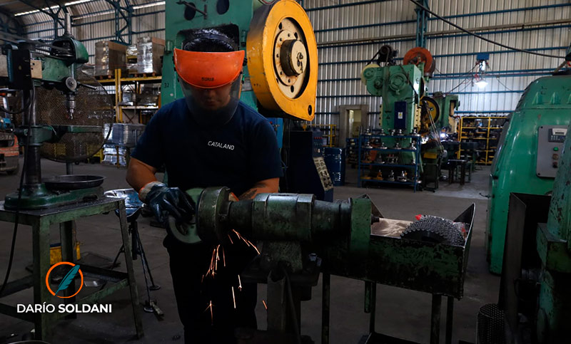 Preocupación por la crisis en el sector pyme rosarino: «El Gobierno no prioriza la producción nacional»