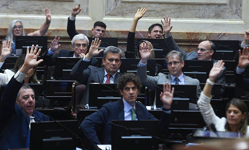 La UCR le pedirá a sus senadores que rechacen la reforma de la Ley de Tierras y complica los planes del Gobierno