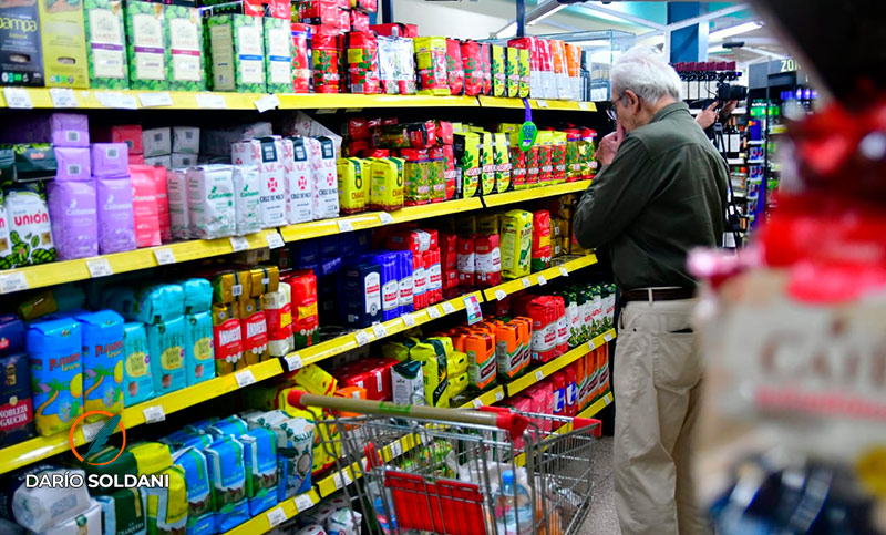 Se amesetó el consumo en supermercados rosarinos: “El cliente analiza producto por producto antes de comprar”