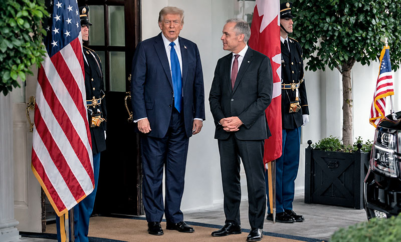 Trump anuncia que Estados Unidos suspende durante tres días los aranceles del 50 % a Canadá