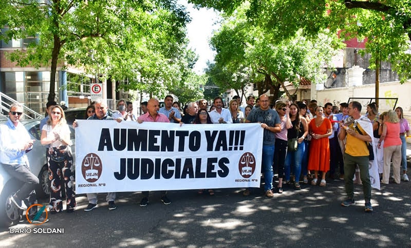 Banderazo y paro de judiciales nacionales por salarios, obra social y contra el traspaso de la Justicia laboral a Buenos Aires
