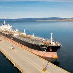 “Rifar la soberanía del país”: denuncian que Milei autorizó el amarre de un barco británico en Ushuaia