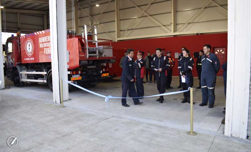 Bomberos Voluntarios de Funes cuentan con un nuevo cuartel para celebrar sus 30 años