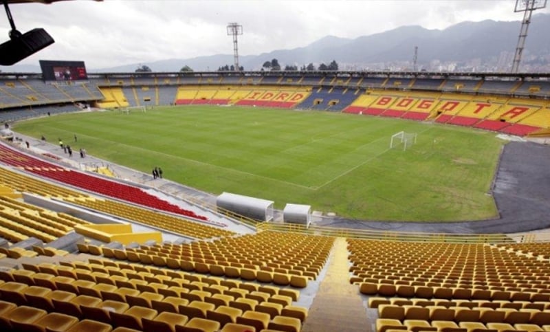 Por el terremoto en Colombia, se suspendió el partido de River