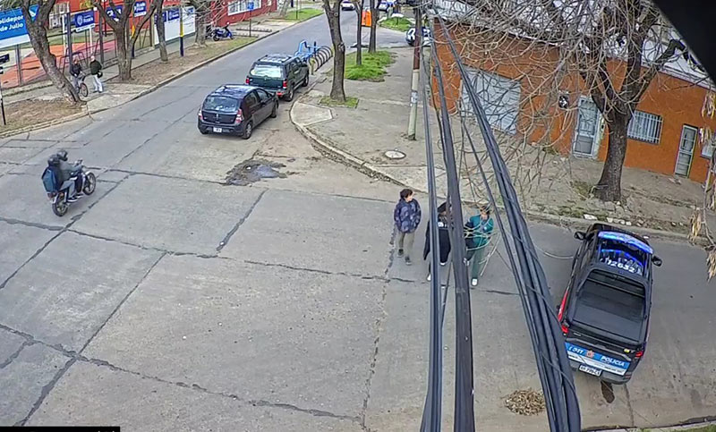 Murió un policía que estaba fuera de servicio al chocar con su moto en la zona sur