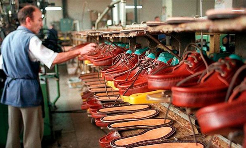 Por la caída del consumo y el aumento de las importaciones, el sector del calzado perdió 8 mil puestos de trabajo