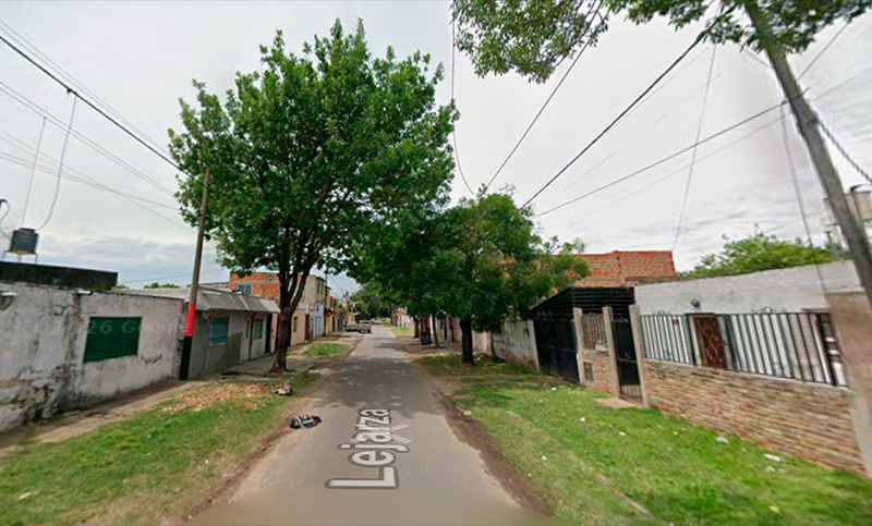 Esperó a su pareja en el ropero y lo atacó: el hombre recibió puntazos en el tórax y la pierna