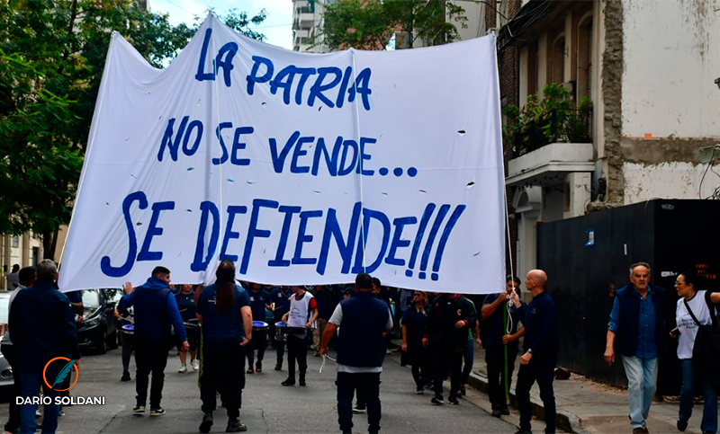 El 66% de los argentinos cree que la soberanía y la defensa de la patria están “menos presentes” en el Gobierno