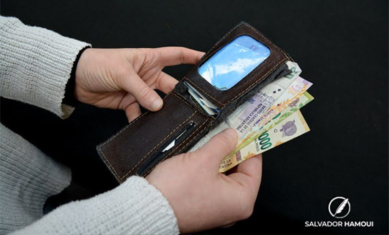 Un informe advierte que “los salarios se siguen hundiendo” y “la inflación continúa de pie”