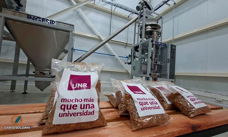 La UNR inauguró su Planta Público de Alimentos, que producirá 320 mil raciones anuales para comedores