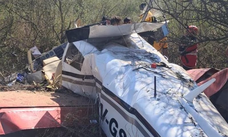 Cayó una avioneta en Córdoba y cinco personas terminaron hospitalizadas