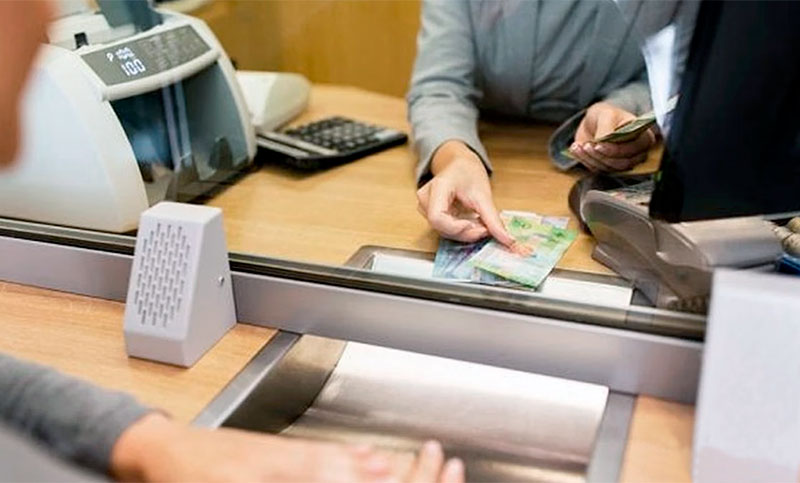 Bancarios: el salario inicial supera los 2,5 millones de pesos tras un nuevo aumento