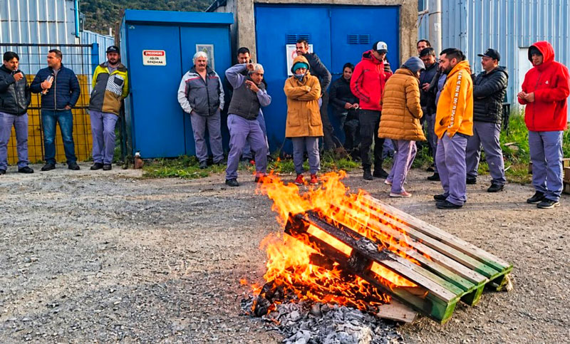 Septiembre negro para la industria: cierran fábricas en Tierra del Fuego, Córdoba, Buenos Aires y Rosario