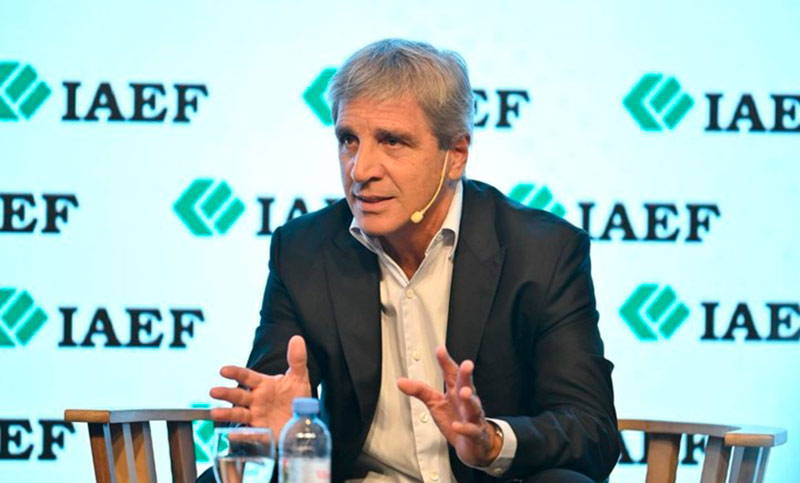 Pensando en 2027, Caputo descartó «turbulencias» que afecten la economía: «Va a ser un año super tranquilo»