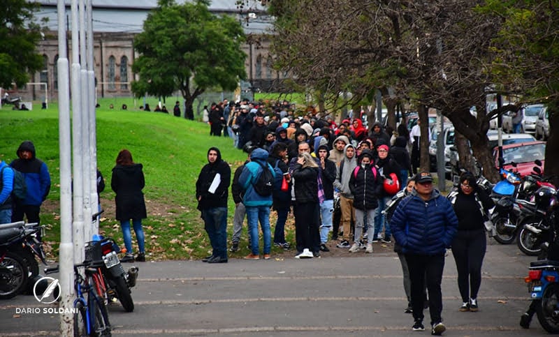 Un modelo de exclusión: más de 800.000 personas se encuentran en condiciones de precarización laboral desde la asunción de Milei