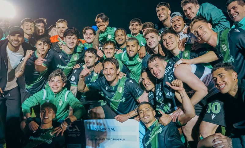 Copa Argentina: Banfield eliminó a Riestra por penales y es semifinalista