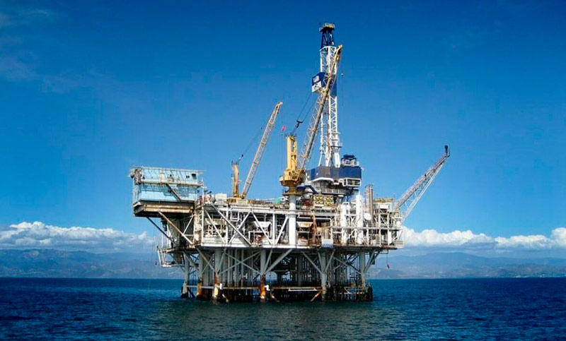 Tres empresas de servicios petroleros con inversiones en Vaca Muerta anunciaron que no participarán de proyectos en Malvinas