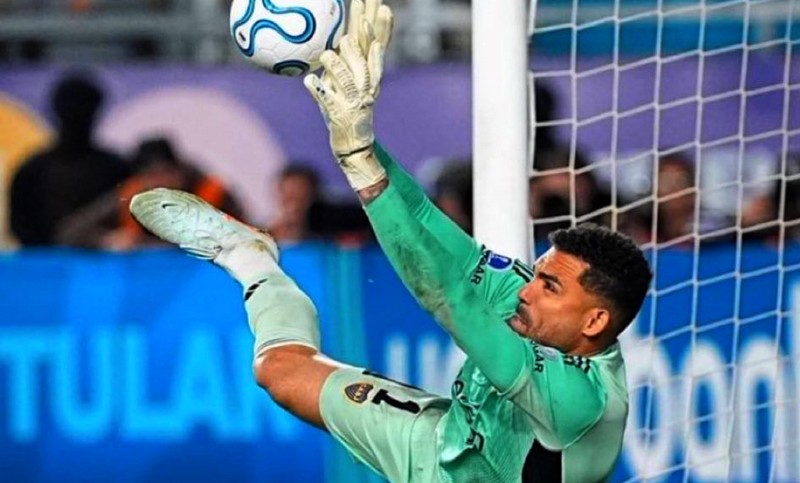 Con Montero atajando penales, Boca eliminó a Vélez y clasificó a 4tos. de Copa Argentina