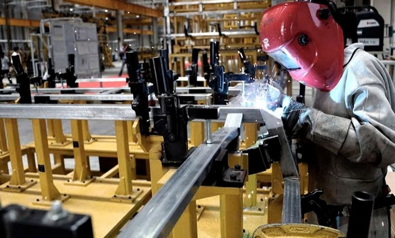 La actividad metalúrgica cayó 6,1% interanual en agosto y tocó un nuevo piso, «sin horizonte de recuperación»