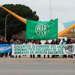 Docentes y otros trabajadores civiles realizan medidas de fuerza en el Liceo Aeronáutico Militar