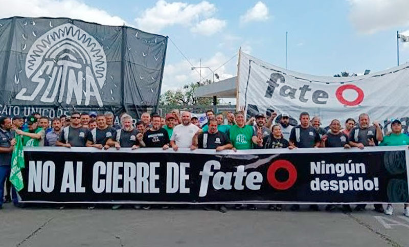 La Justicia suspendió el desalojo de Fate y los trabajadores reclaman pagos adeudados