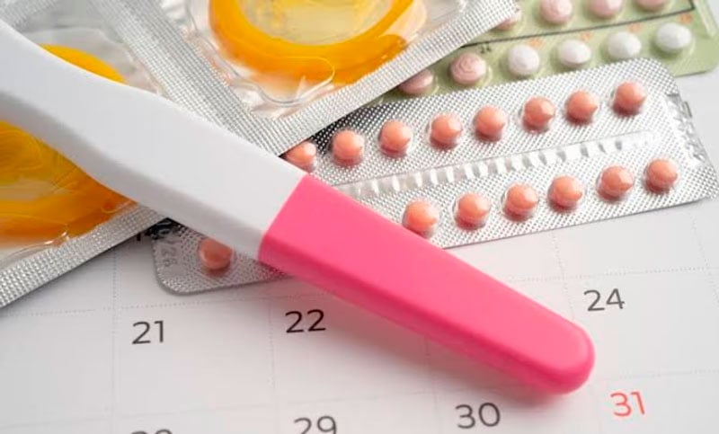 Se cumplen 65 años de la primera píldora anticonceptiva: avances y preocupaciones actuales