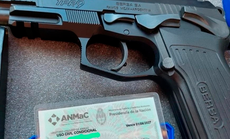 Imputaron a un par de hermanos por adquirir armas a su nombre y desviarlas al mercado ilegal