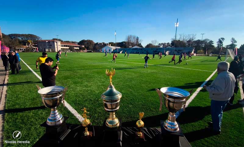 En el marco de los Juegos Suramericanos, la Provincia inauguró canchas para la Asociación Rosarina de Fútbol