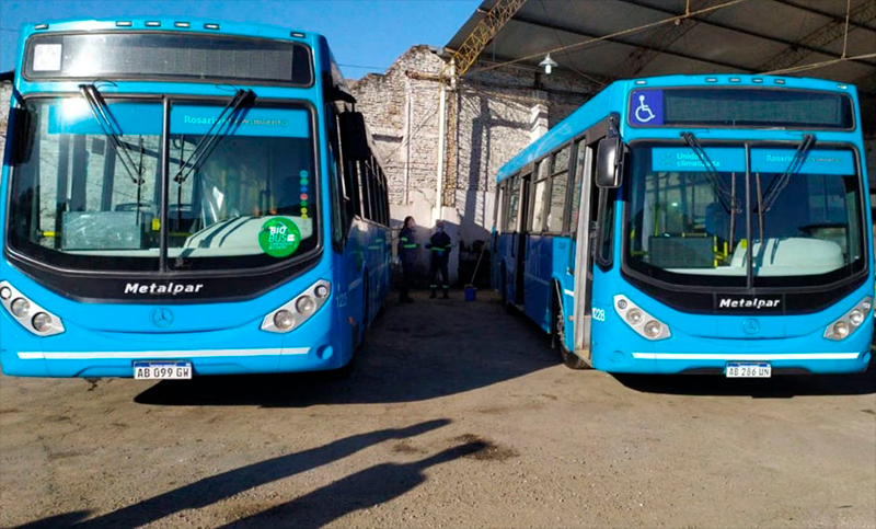 Una vueltita corta: se llevaron un colectivo de la punta de línea y lo abandonaron a unas 30 cuadras