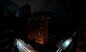 Un masivo apagón en Buenos Aires dejó a más de 600.000 personas sin luz durante varias horas