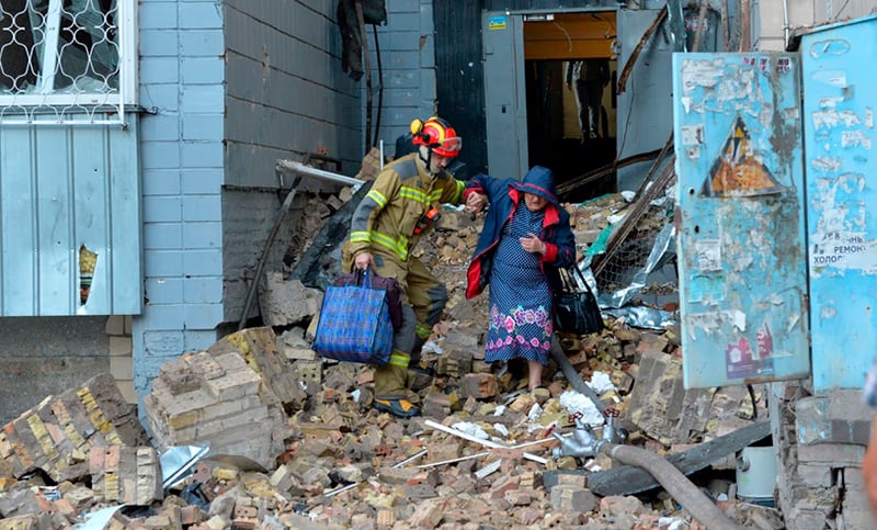 Se reportaron cinco muertos en bombardeos cruzados entre Rusia y Ucrania