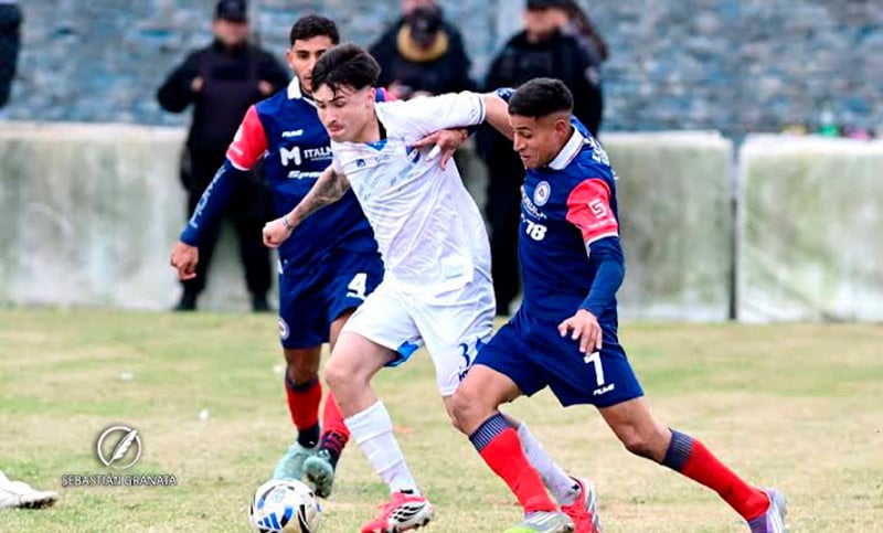 Central Córdoba y Argentino se vuelven a enfrentar en otro emocionante clásico rosarino